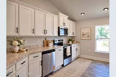 210 Edgevale Road SE, Palm Bay, FL 32909 - Photo 4