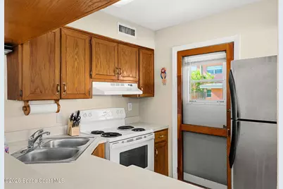 419 Madison Avenue #G102, Cape Canaveral, FL 32920 - Photo 8