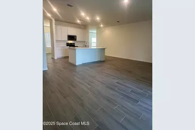 852 Remsen Avenue NW, Palm Bay, FL 32907 - Photo 8