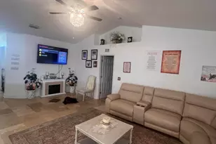 171 Chestnut Ave NE, Palm Bay, FL 32907 - Photo 10