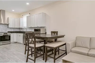 209 E Avenue B, Melbourne, FL 32901 - Photo 10