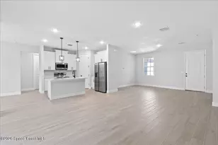 170 Silverfrost St SE, Palm Bay, FL 32909 - Photo 6