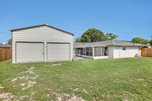 850 Haftez St NE, Palm Bay, FL 32907 - Photo 40