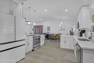 850 Haftez St NE, Palm Bay, FL 32907 - Photo 6