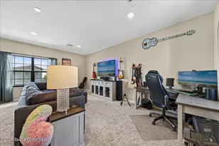 8860 Napolo Dr, Melbourne, FL 32940 - Photo 36