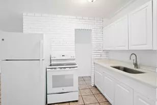 87 NW Irwin Ave, West Melbourne, FL 32904 - Photo 8