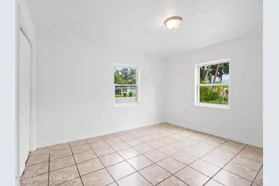 87 NW Irwin Avenue, West Melbourne, FL 32904 - Photo 12
