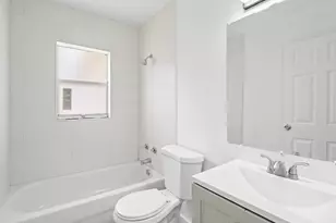 87 NW Irwin Ave, West Melbourne, FL 32904 - Photo 14