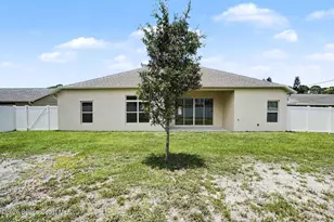374 Evergreen St NE, Palm Bay, FL 32907 - Photo 28