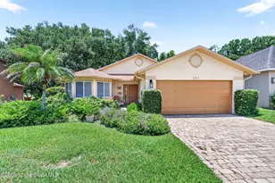 565 Willowgreen Ln, Titusville, FL 32780 - Photo 2
