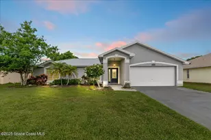 897 Hunters Creek Dr, Melbourne, FL 32904 - Photo 1