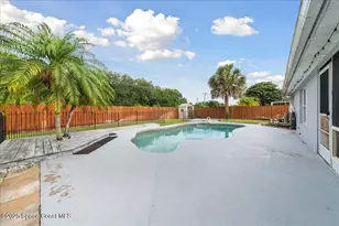 897 Hunters Creek Dr, Melbourne, FL 32904 - Photo 6