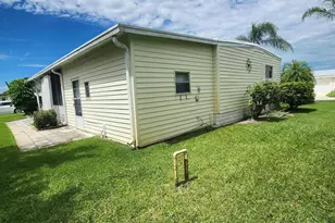 442 Seagull Dr, Barefoot Bay, FL 32976 - Photo 6