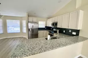 2435 Palisades Dr SE, Palm Bay, FL 32909 - Photo 10