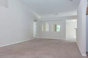 141 Morgan Cir, Sebastian, FL 32958 - Photo 4