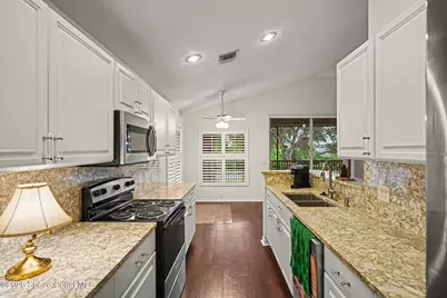 912 Handsome Cab Lane #201, Melbourne, FL 32940 - Photo 16
