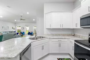 655 Kylar Dr NW, Palm Bay, FL 32907 - Photo 2