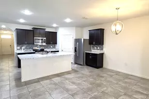 242 Guinevere Dr SW, Palm Bay, FL 32908 - Photo 4