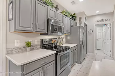 5515 Oak Hollow Drive, Titusville, FL 32780 - Photo 10