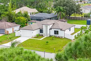 1356 Walthan St SE, Palm Bay, FL 32909 - Photo 2