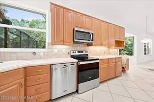 6204 Leeward Ln, Melbourne Beach, FL 32951 - Photo 14