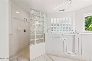 6204 Leeward Ln, Melbourne Beach, FL 32951 - Photo 18