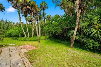 6204 Leeward Lane, Melbourne Beach, FL 32951 - Photo 34