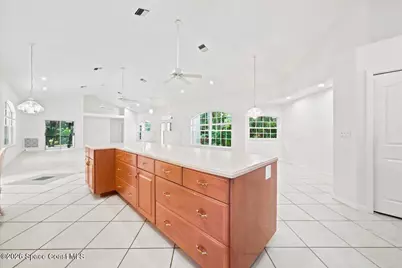 6204 Leeward Lane, Melbourne Beach, FL 32951 - Photo 12
