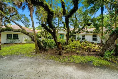 6204 Leeward Lane, Melbourne Beach, FL 32951 - Photo 18