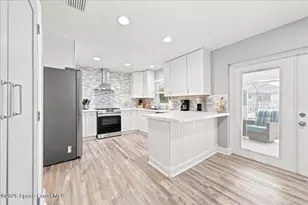 2635 Summer Brook St, Melbourne, FL 32940 - Photo 4