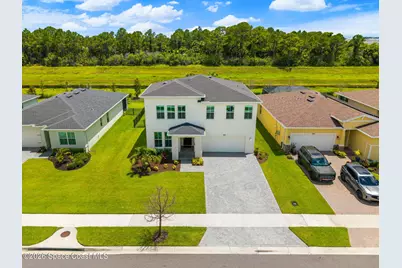 640 Veridian Circle NW, Palm Bay, FL 32907 - Photo 18