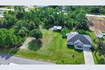 3027 Langmaid Avenue SE, Palm Bay, FL 32909 - Photo 4