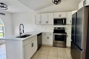 1506 Hardwicke St NW, Palm Bay, FL 32907 - Photo 6