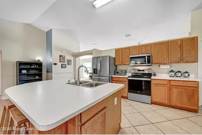 1345 Coventry Circle, Melbourne, FL 32904 - Photo 8