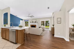 1345 Coventry Cir, Melbourne, FL 32904 - Photo 8