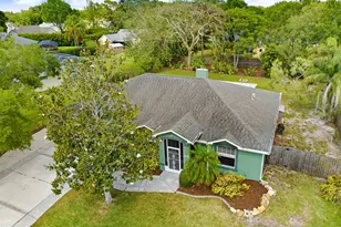 1345 Coventry Cir, Melbourne, FL 32904 - Photo 10