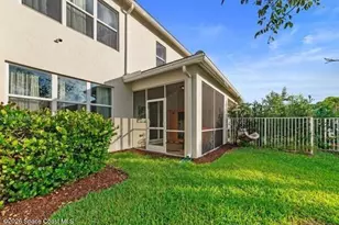 1558 Myrtle Oak Ter, Hollywood, FL 33021 - Photo 2
