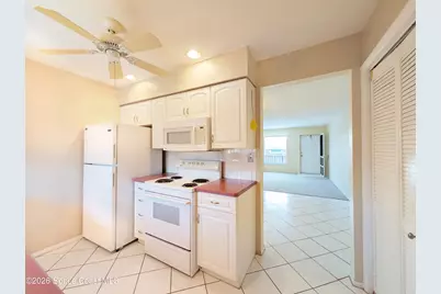 190 E Olmstead Drive #E10, Titusville, FL 32780 - Photo 6