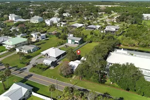 13485 N Indian River Dr, Sebastian, FL 32958 - Photo 12