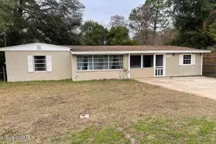 3742 Peach Dr, Jacksonville, FL 32246 - Photo 2
