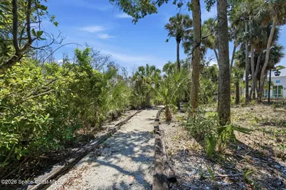 304 Portside Lane, Edgewater, FL 32141 - Photo 44