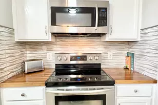 2015 Canopy Dr, Melbourne, FL 32935 - Photo 8