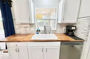 2015 Canopy Dr, Melbourne, FL 32935 - Photo 6