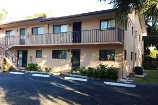201 Cocoa Isles Blvd, Cocoa Beach, FL 32931 - Photo 1
