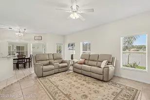 423 Stonehenge Cir, Rockledge, FL 32955 - Photo 10