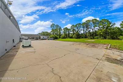 3135 Skyway Circle, Melbourne, FL 32934 - Photo 10