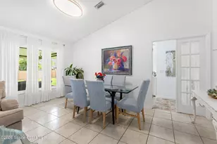 1008 Flower St NW, Palm Bay, FL 32907 - Photo 10