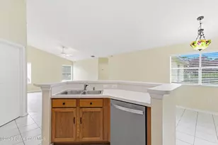 541 Tuttle Ct SE, Palm Bay, FL 32909 - Photo 14