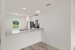 928 Talplin St SE, Palm Bay, FL 32909 - Photo 8