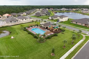 527 Old Country Rd S E, Palm Bay, FL 32909 - Photo 6